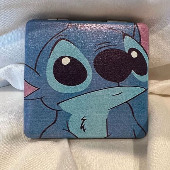 Disney Lilo & Stitch Stitch Puppy Eyes Compact Mirror Pocket Makeup Mirror NWT - Picture 1 of 4